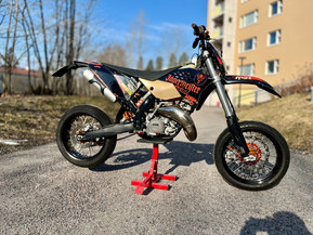 KTM 125