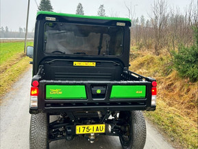 John Deere Gator