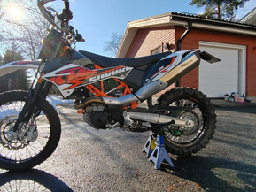 KTM 690
