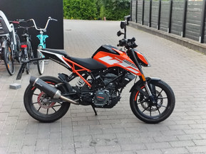 KTM 125