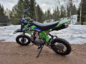 Muu merkki Muu malli