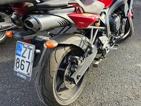 Yamaha FZ6