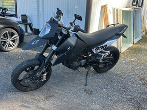 KTM 690