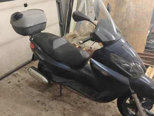 Piaggio X7