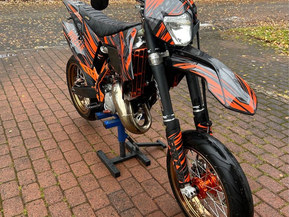 KTM 125