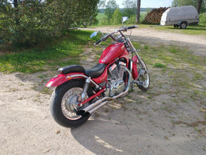 Suzuki Intruder