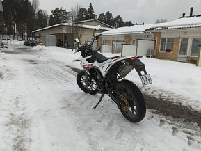Drac Supermoto