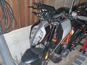 KTM 390