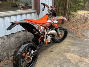 KTM 125