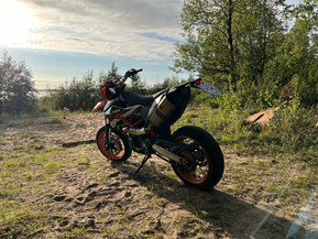 KTM 690
