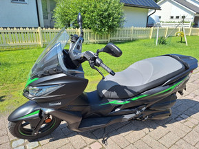 Kawasaki J300 ABS