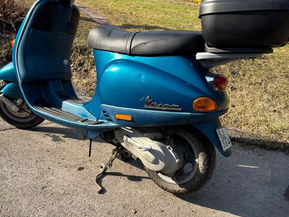 Vespa LX