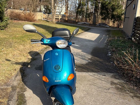 Vespa LX