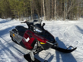 Polaris 550 LXT