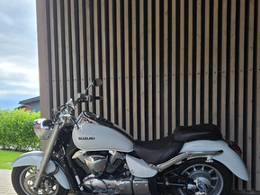 Suzuki Intruder