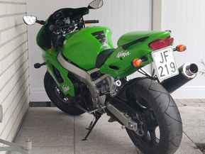 Kawasaki ZX-9R