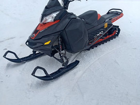 Ski-Doo Summit