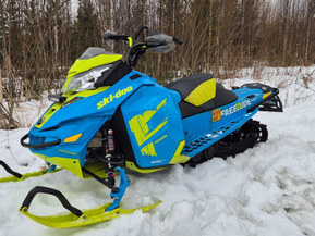 Ski-Doo Freeride
