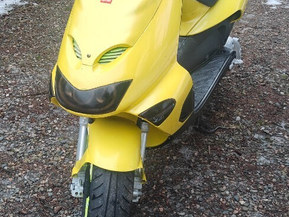 Aprilia SR