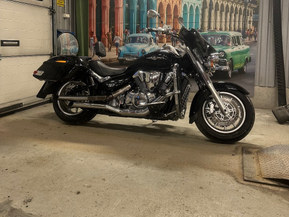 Suzuki Intruder