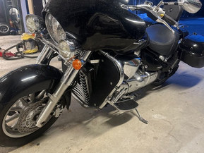 Suzuki Intruder