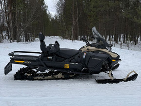 Ski-Doo Expedition