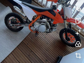 X-Motos Dirt Bike