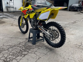 Suzuki RM