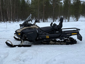 Ski-Doo Expedition