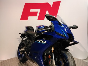 Yamaha R9