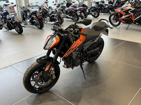 KTM 790