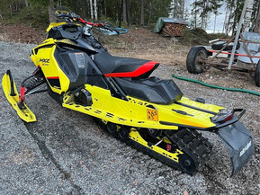 Ski-Doo MX Z