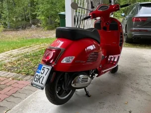 Vespa GTS