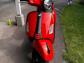 Vespa GTS