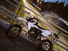 Drac Supermoto