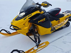 Ski-Doo MX Z