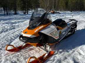 Ski-Doo Summit