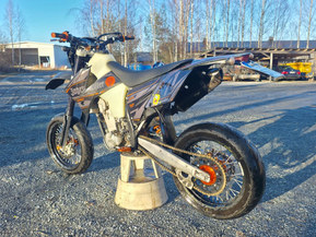 KTM 525