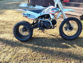 X-Motos Dirt Bike