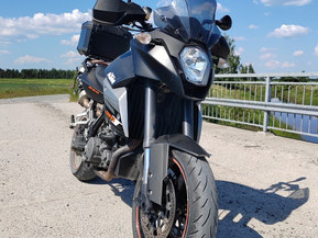 KTM 990