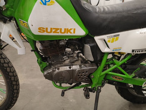 Suzuki DR