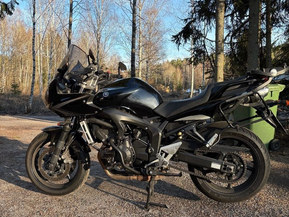 Yamaha FZ6-S