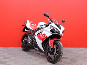Yamaha YZF-R1