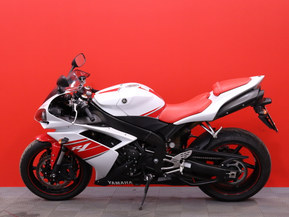 Yamaha YZF-R1