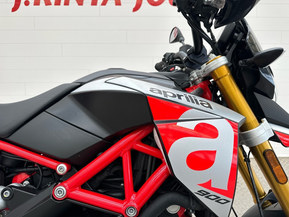 Aprilia Dorsoduro
