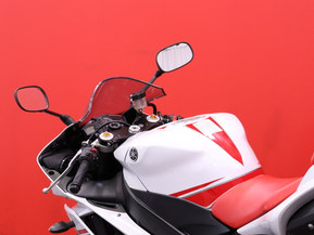 Yamaha YZF-R1