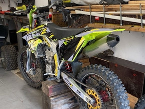 Suzuki RM-Z