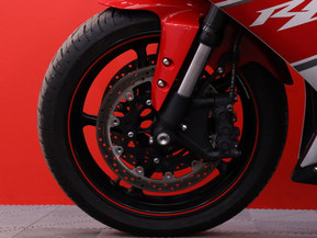 Yamaha YZF-R1