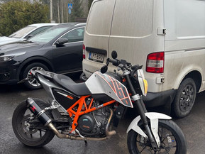 KTM 690