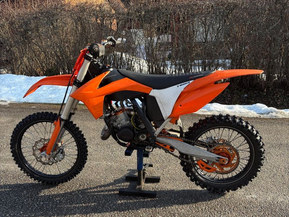 KTM 125